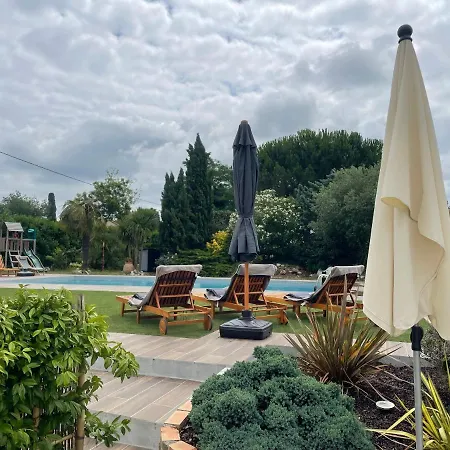 Apartment Confortable Avec Terrasse Et Piscine